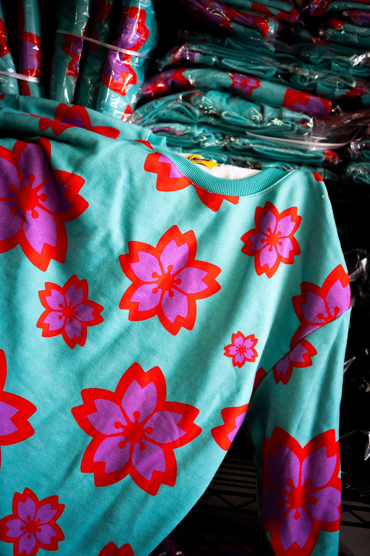 Blossom Pattern Crewneck Sweatshirt - likesushi