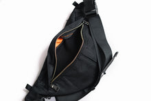 Load image into Gallery viewer, Everyday Shoulder/Waist Bag (Black) - likesushi
