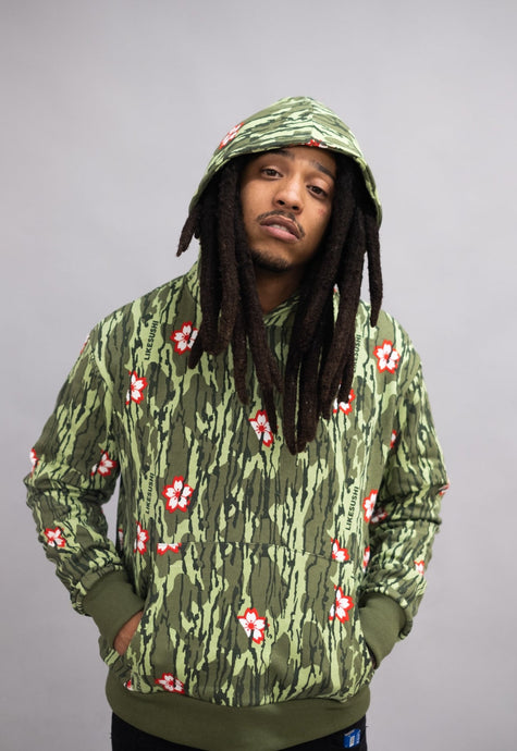 Blossom Everyday Camo Hooded Sweatshirt (Green) - likesushi